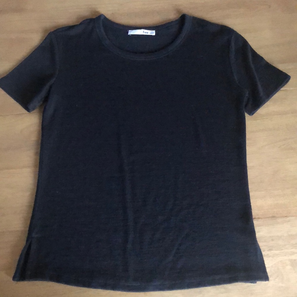 Aritzia, Wilfred free ‘mainstay’ relaxed fit, crewneck, short sleeve, black, XXS